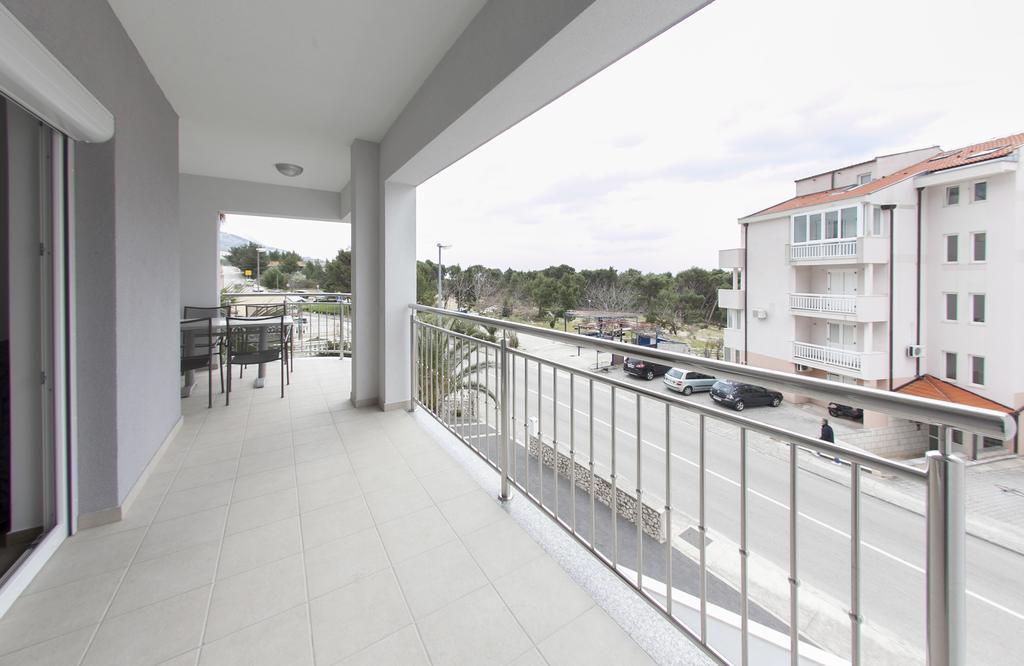 Apartments Villa Klara Baška Voda Zewnętrze zdjęcie