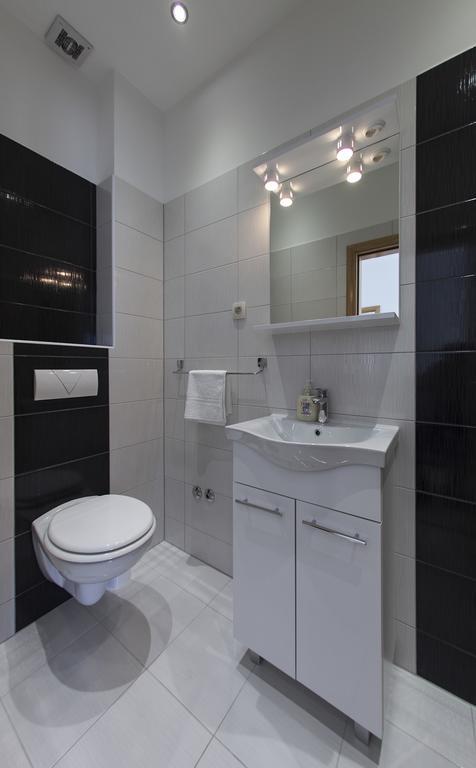 Apartments Villa Klara Baška Voda Zewnętrze zdjęcie