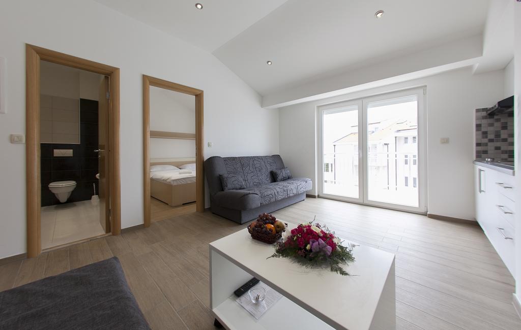 Apartments Villa Klara Baška Voda Zewnętrze zdjęcie