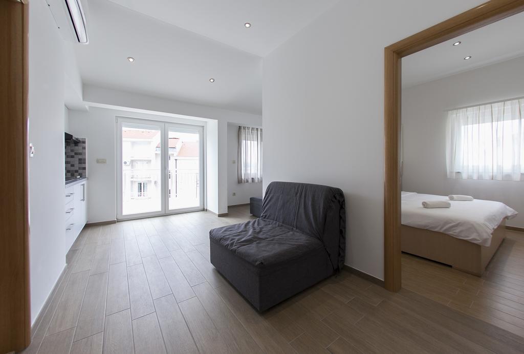 Apartments Villa Klara Baška Voda Zewnętrze zdjęcie